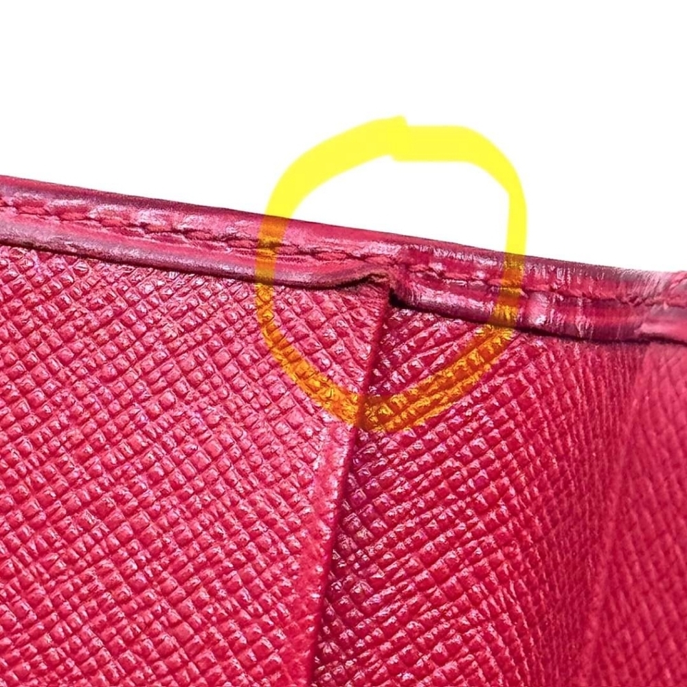 ▪️♦️L\/ RED EPI BIFOLD WALLET ♦️◾️ - Picture 9 of 9